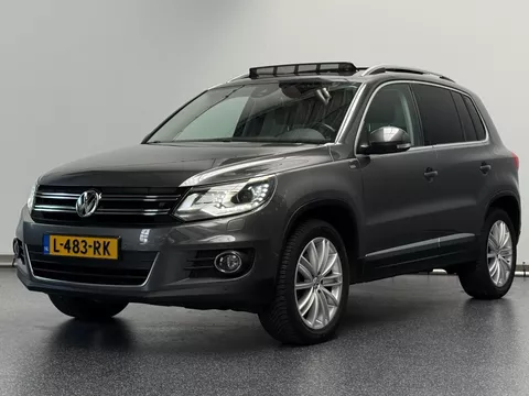 Volkswagen Tiguan 2.0 TSI Sport&Style 4Motion Automaat | Schuifdak | Xenon | Camera Volkswagen Tiguan 2.0 TSI Sport&Style 4Motion Automaat | Schuifdak | Xenon | Camera