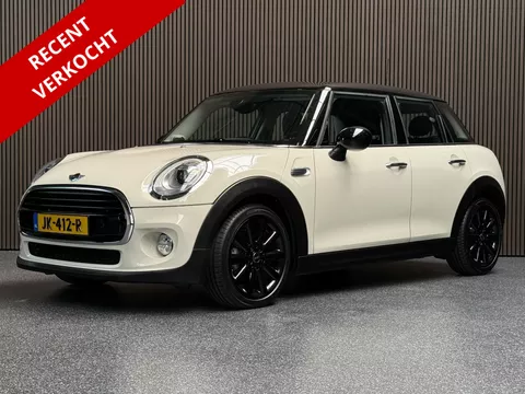 MINI 5-Deurs 1.5 Cooper Serious Business Automaat | NL Auto | Keyless | Harman/Kardon