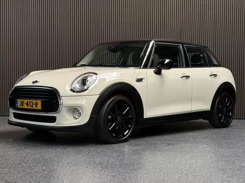 MINI 5-Deurs 1.5 Cooper Serious Business Automaat | NL Auto | Keyless | Harman/Kardon