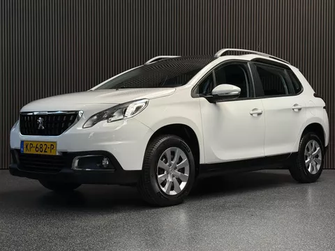 Peugeot 2008 1.2 PureTech Blue Lion | Panorama | Carplay | Dealer onderhouden